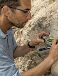 Yoav Vaknin